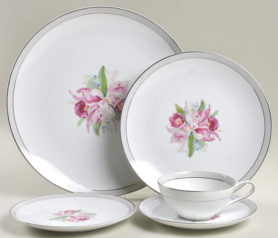 Orchid 5 Piece Place Setting by Noritake-1