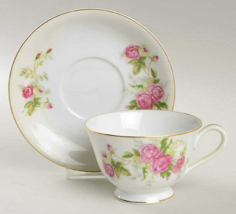 N1425 Footed Cup & Saucer Set by Noritake-1