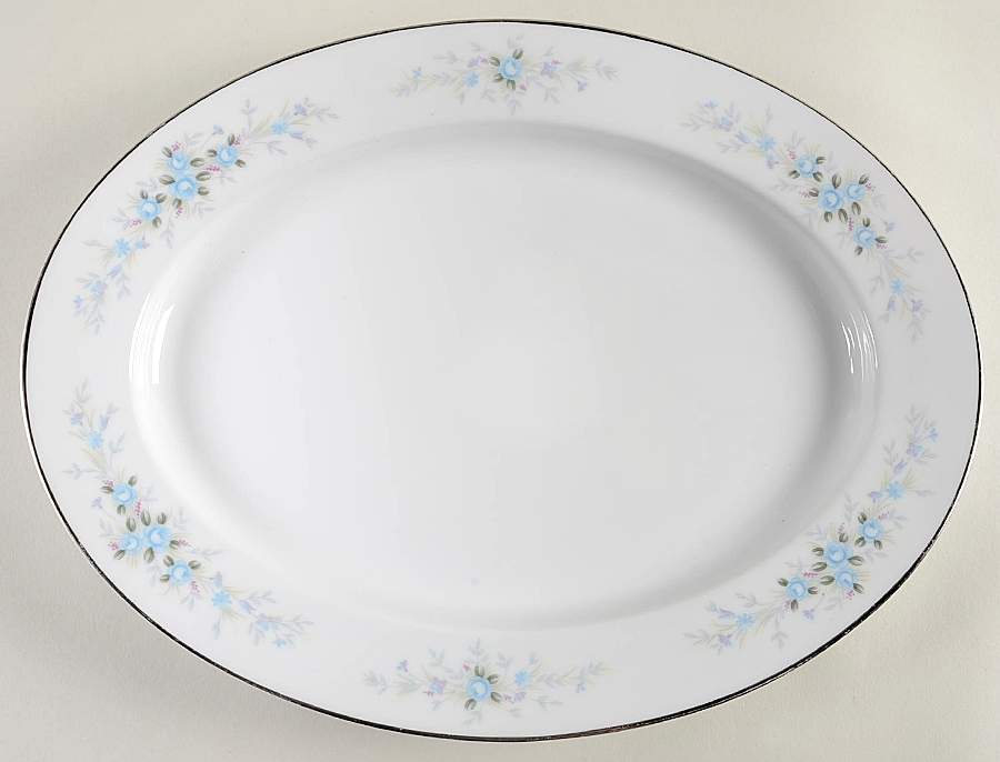 Romaine 13" Oval Serving Platter by Noritake-1