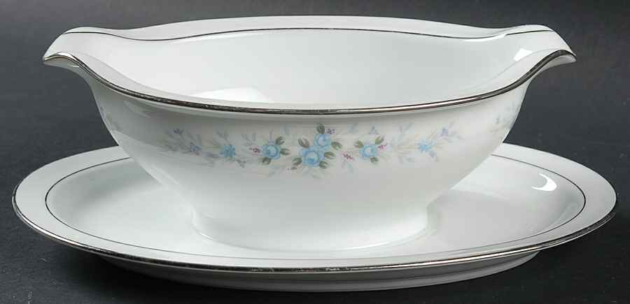 Romaine Gravy Boat with Attached Underplate by Noritake-1