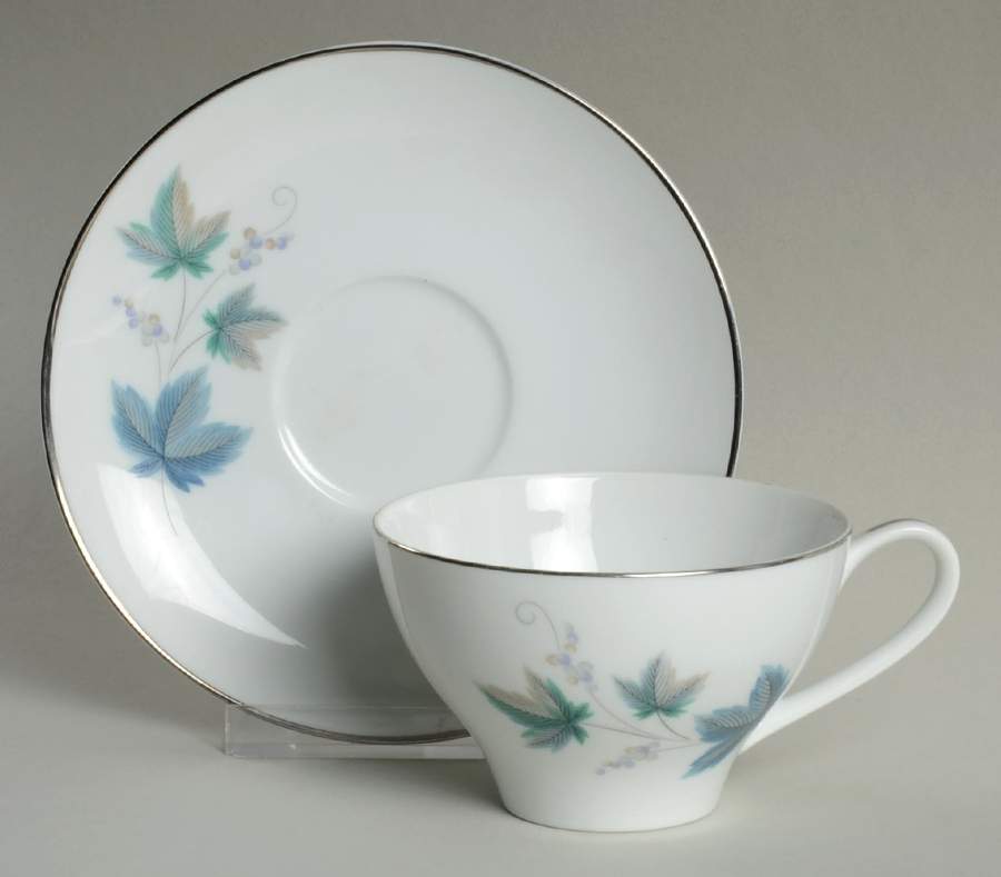 Vintage Flat Cup & Saucer Set by Noritake-1