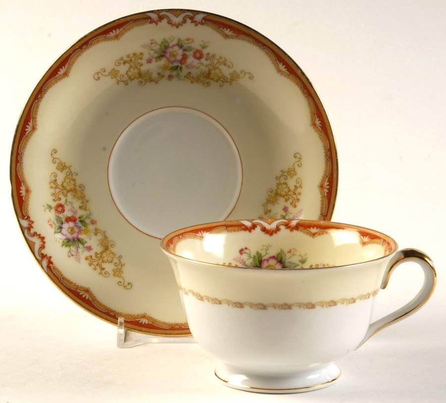 N908 Footed Cup & Saucer Set by Noritake-1