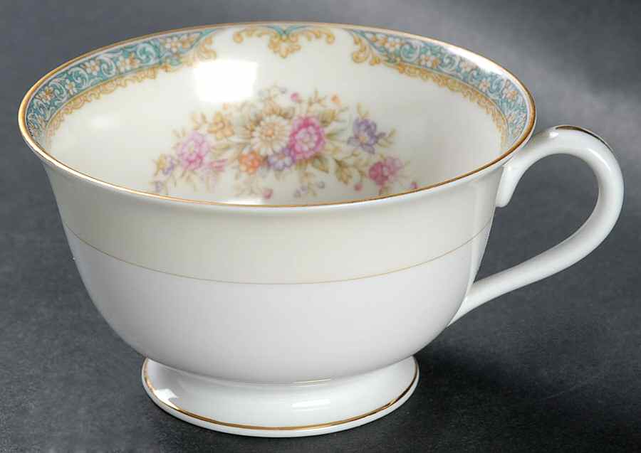 N915 Footed Cup by Noritake-1
