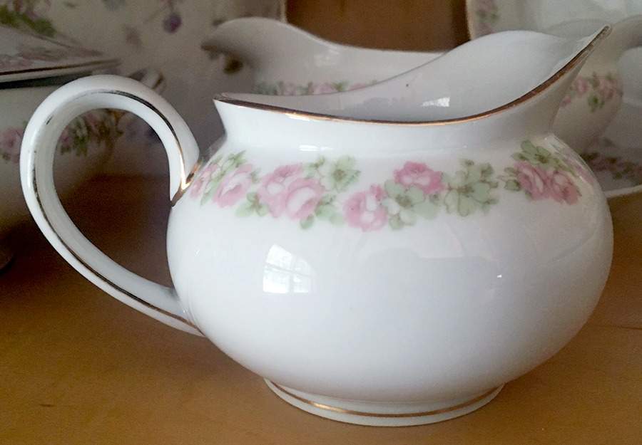 N1052 Creamer by Noritake-1