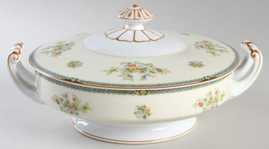 N928 Round Covered Vegetable by Noritake-1
