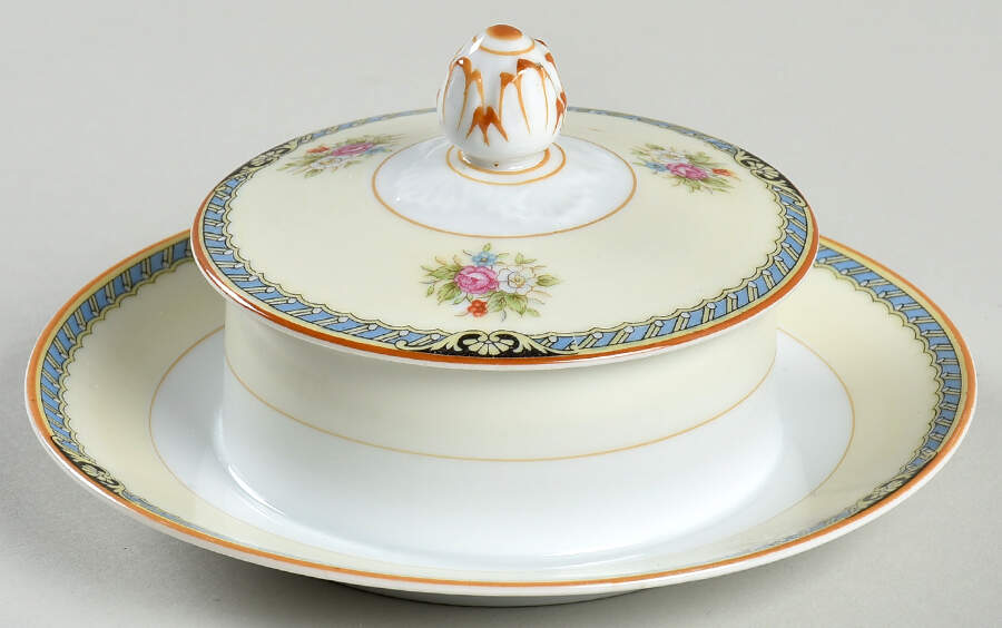 N928 Round Covered Butter with Attached Underplate by Noritake-1