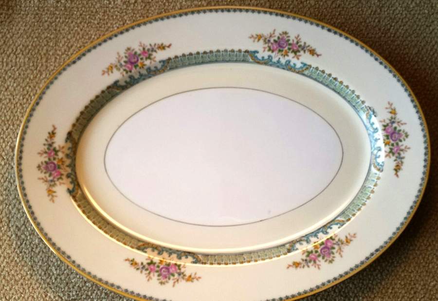 N939 16" Oval Serving Platter by Noritake-1