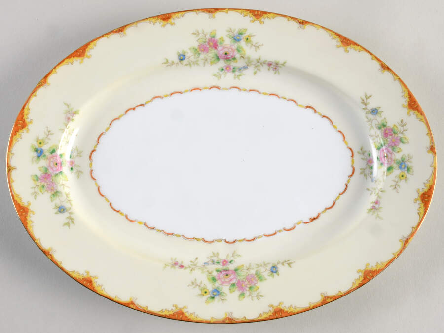 N949 11" Oval Serving Platter by Noritake-1