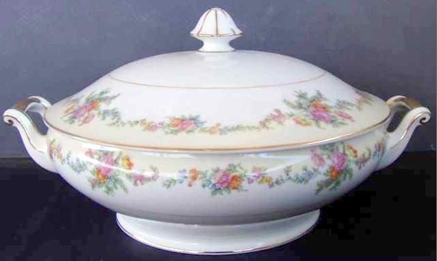 N968 Round Covered Vegetable by Noritake-1
