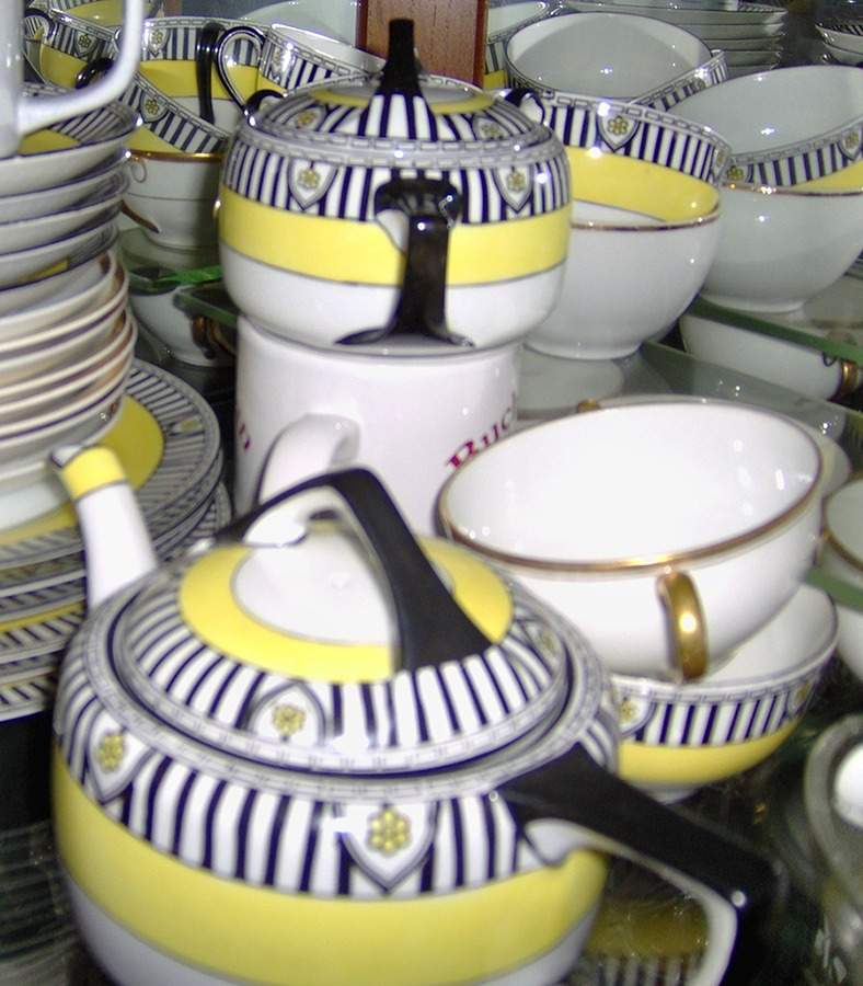 N972 Footed Cup & Saucer Set by Noritake-1