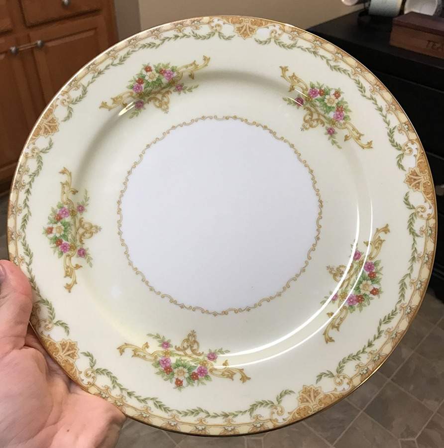 N993 Dinner Plate by Noritake-1