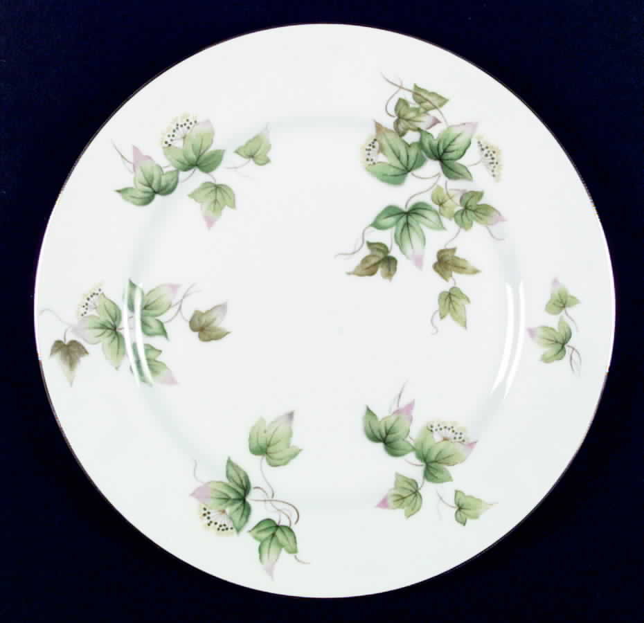 Spring Ivy Dinner Plate by Narumi-1