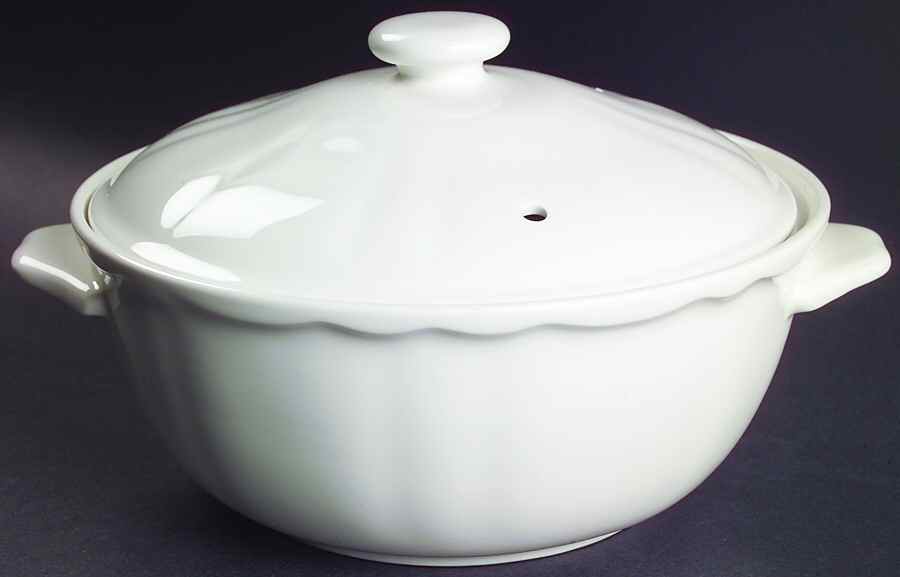 Gourmet White 1.5 Qt Round Covered Casserole by Noritake-1