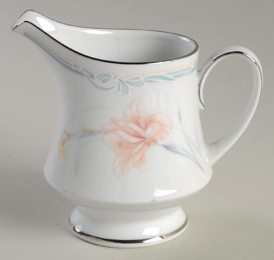 Sherrybrook Creamer by Noritake-1