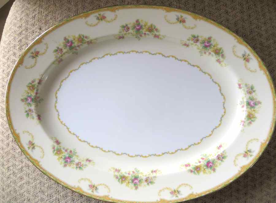 N1014 11" Oval Serving Platter by Noritake-1