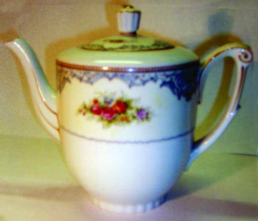 NAR30 Coffee Pot & Lid by Narumi-1