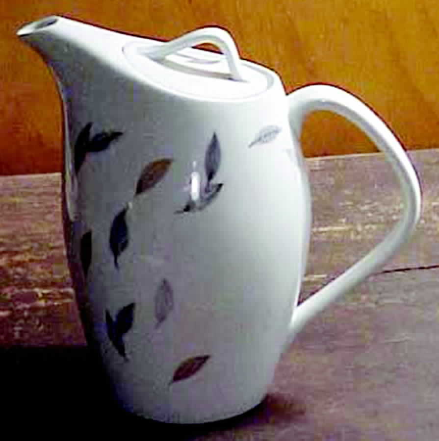 N1033 Coffee Pot & Lid by Noritake-1