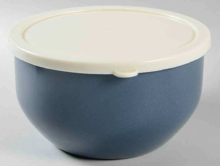 Colorwave Blue 6 7/8" Metal Bowl W/Plastic Lid by Noritake-1