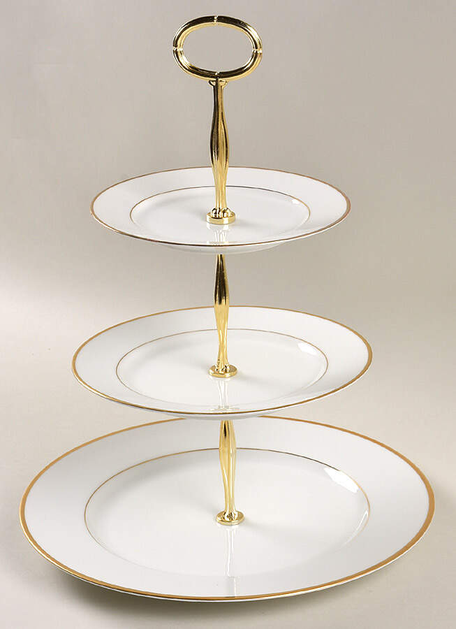 Colorwave Green 13 7/8"-14 1/4" 3-Tiered Serving Tray(DP,SP,BB) HC by Noritake-1