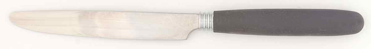 Colorwave Purple Small Dinner Knife by Noritake-1
