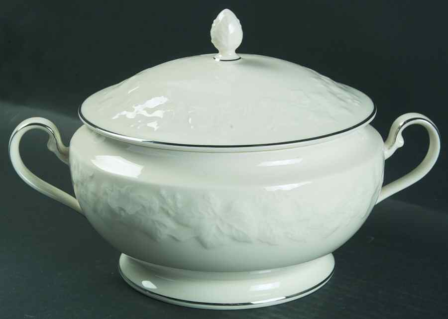 Halls of Ivy Platinum Round Covered Vegetable by Noritake-1