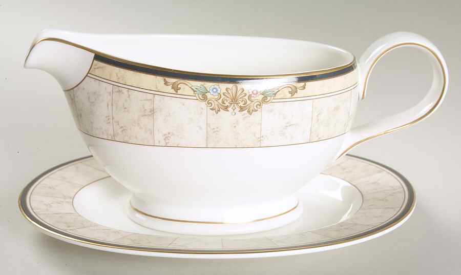Loretto Gravy Boat & Underplate (Relish/Butter) by Noritake-1