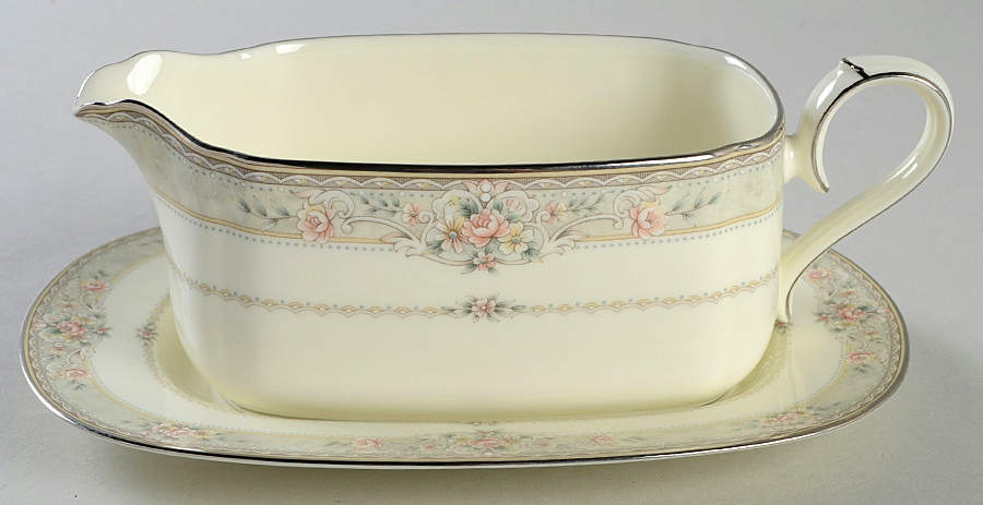 Newcastle Gravy Boat & Underplate (Relish/Butter) by Noritake-1