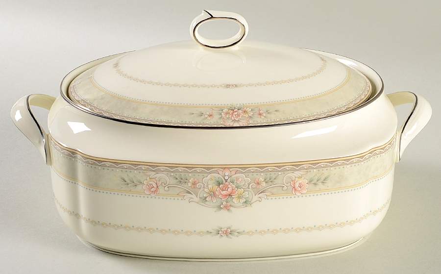 Newcastle Oval Covered Vegetable by Noritake-1
