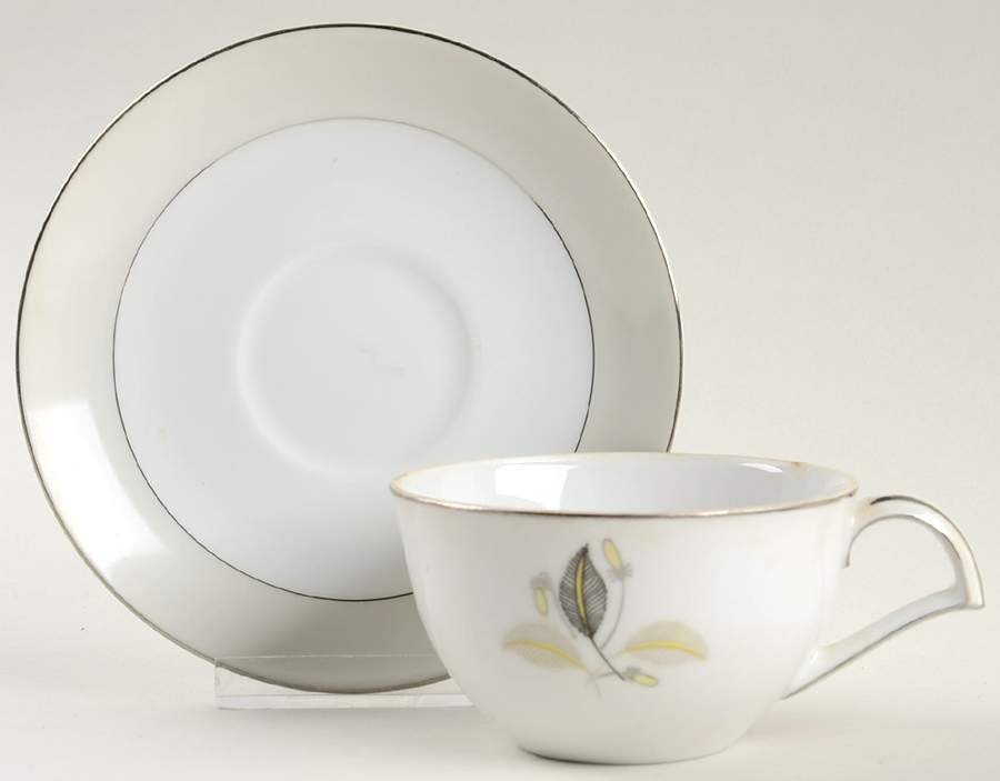 Linda Flat Cup & Saucer Set by Narumi-1