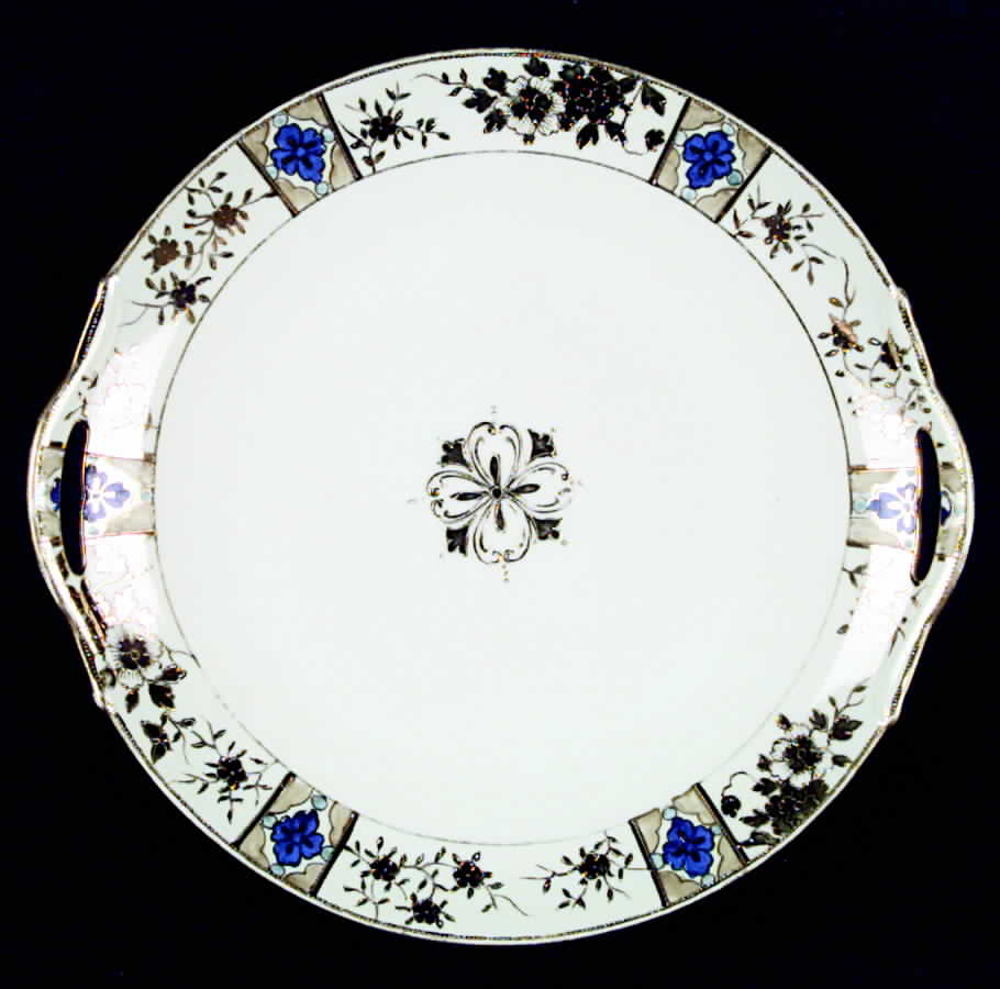 N4615 Handled Cake Plate by Noritake-1