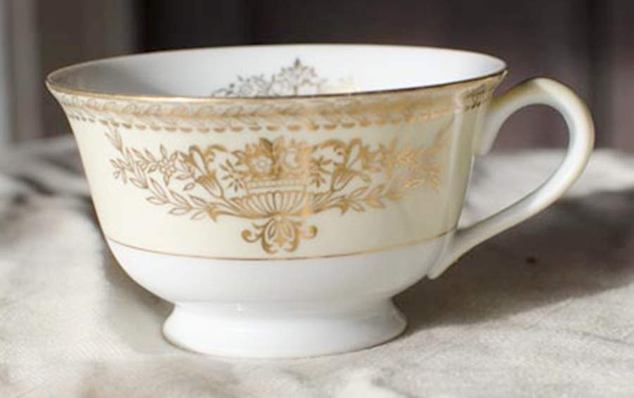 N1065 Footed Cup by Noritake-1