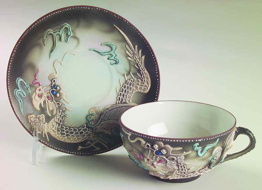MIB5 Flat Cup & Saucer Set by Mitsu-Boshi (Japan)-1