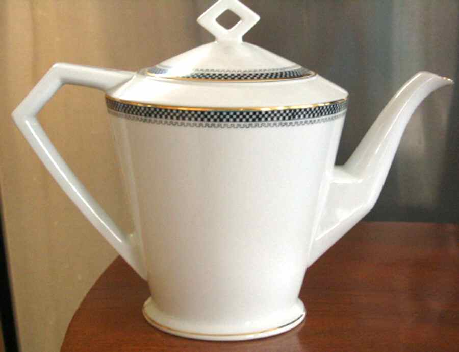 N1075 Teapot & Lid by Noritake-1
