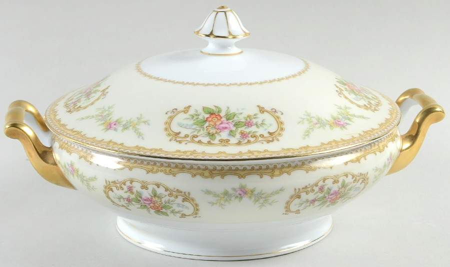 Mystery #154 Round Covered Vegetable by Noritake-1