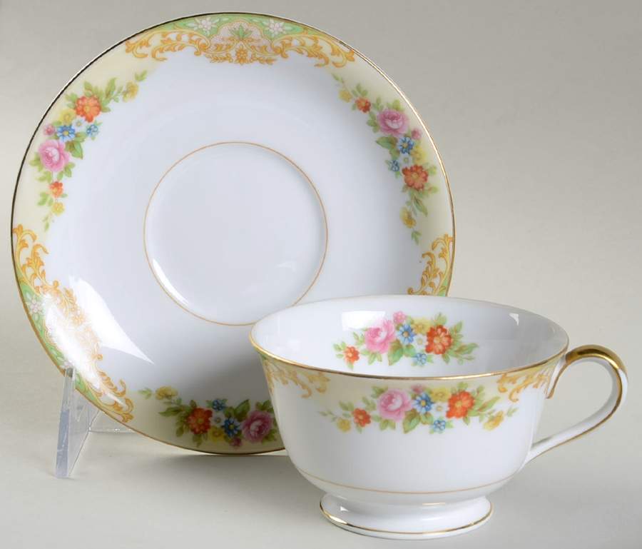 N1081 Footed Cup & Saucer Set by Noritake-1