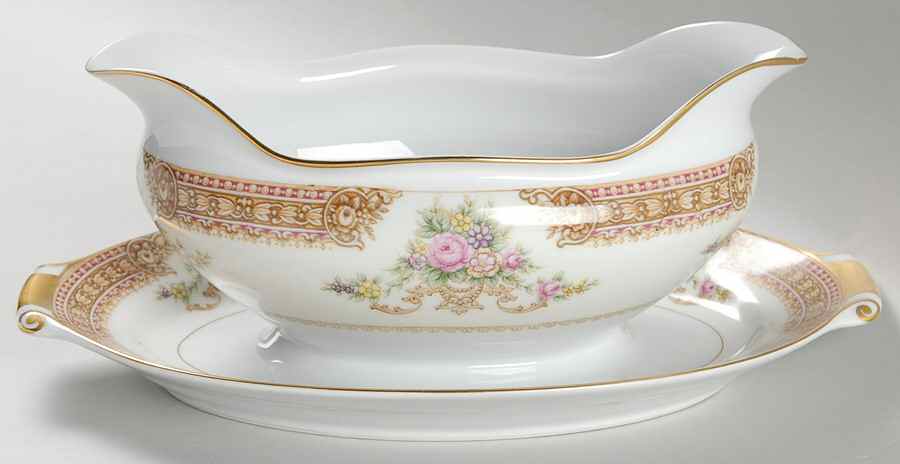 Catalina Gravy Boat with Attached Underplate by Narumi-1