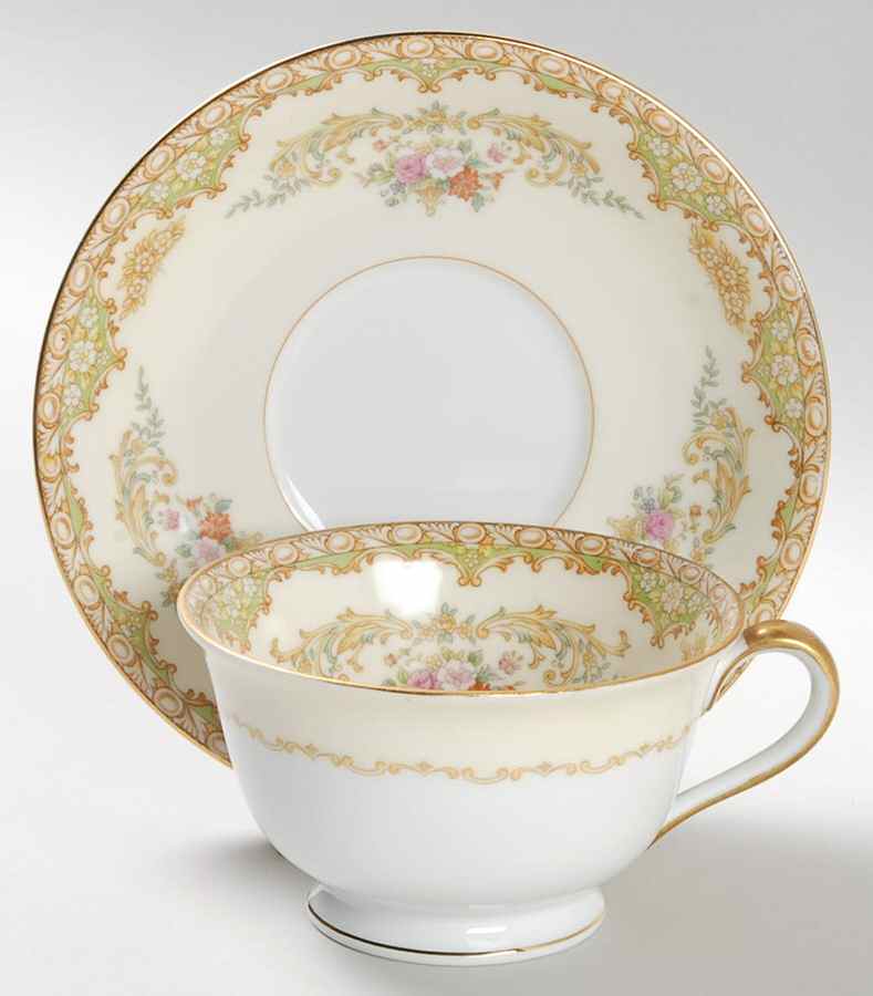 N1089 Footed Cup & Saucer Set by Noritake-1
