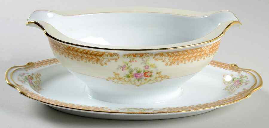 N1101 Gravy Boat with Attached Underplate by Noritake-1