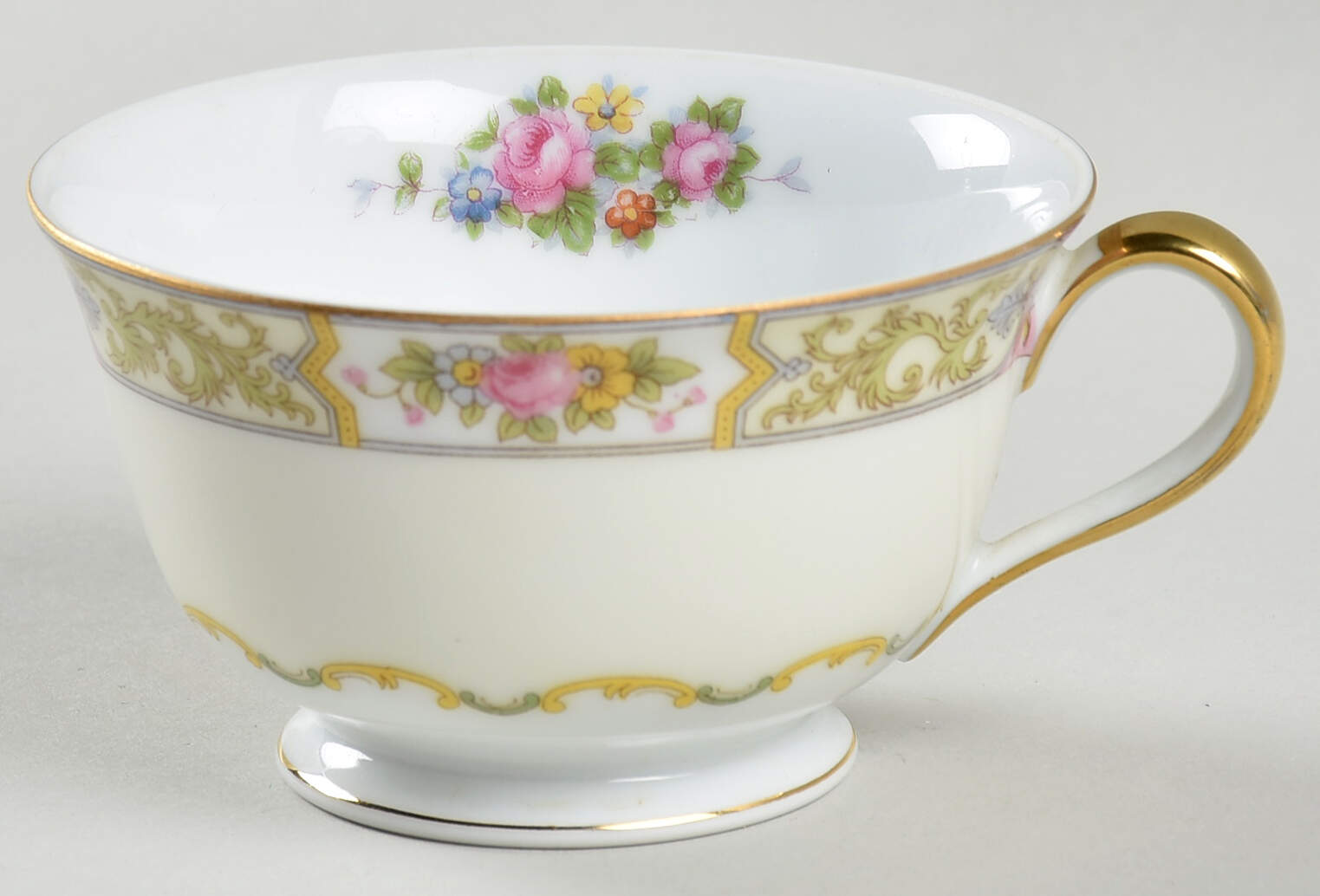 N1104 Footed Cup by Noritake-1