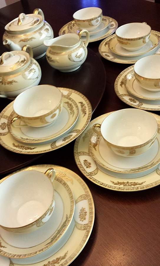 N1107 Creamer by Noritake-1