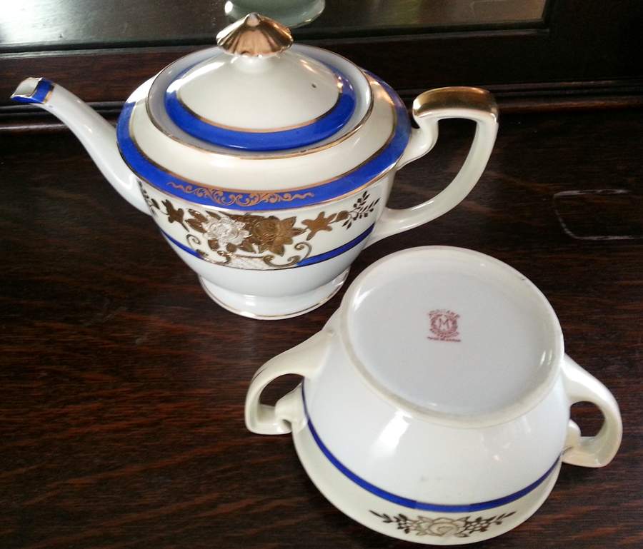 N1115 Teapot & Lid by Noritake-1