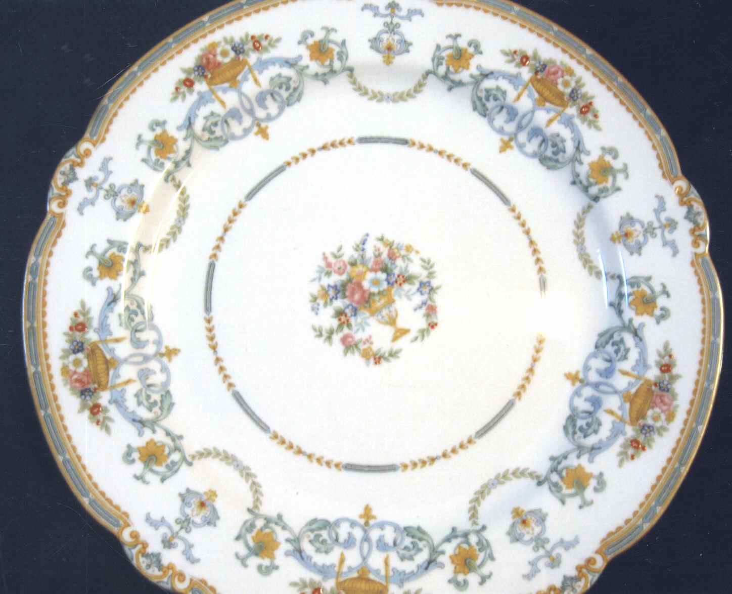 N1118 Dinner Plate by Noritake-1
