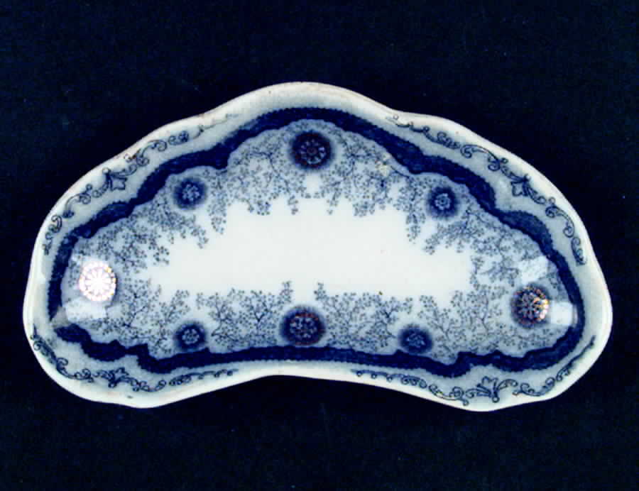 Woodbine Bone Dish by New Wharf-1