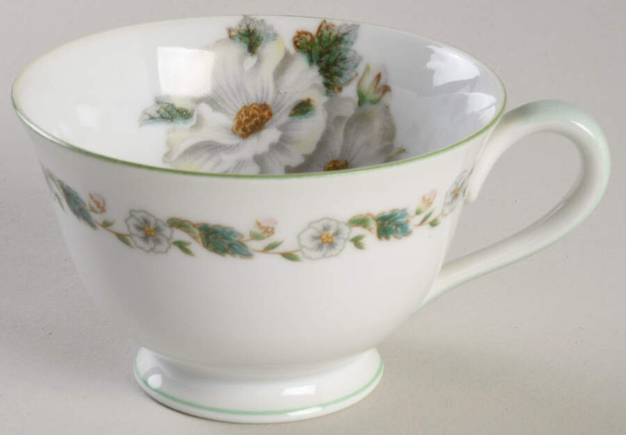 N1139 Footed Cup by Noritake-1