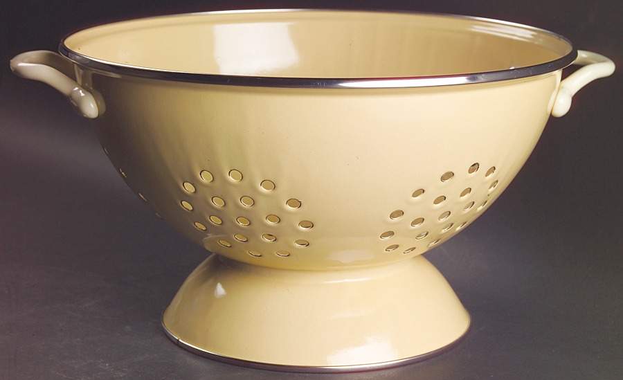 Colorwave Yellow 5 Quart Metal Colander by Noritake-1