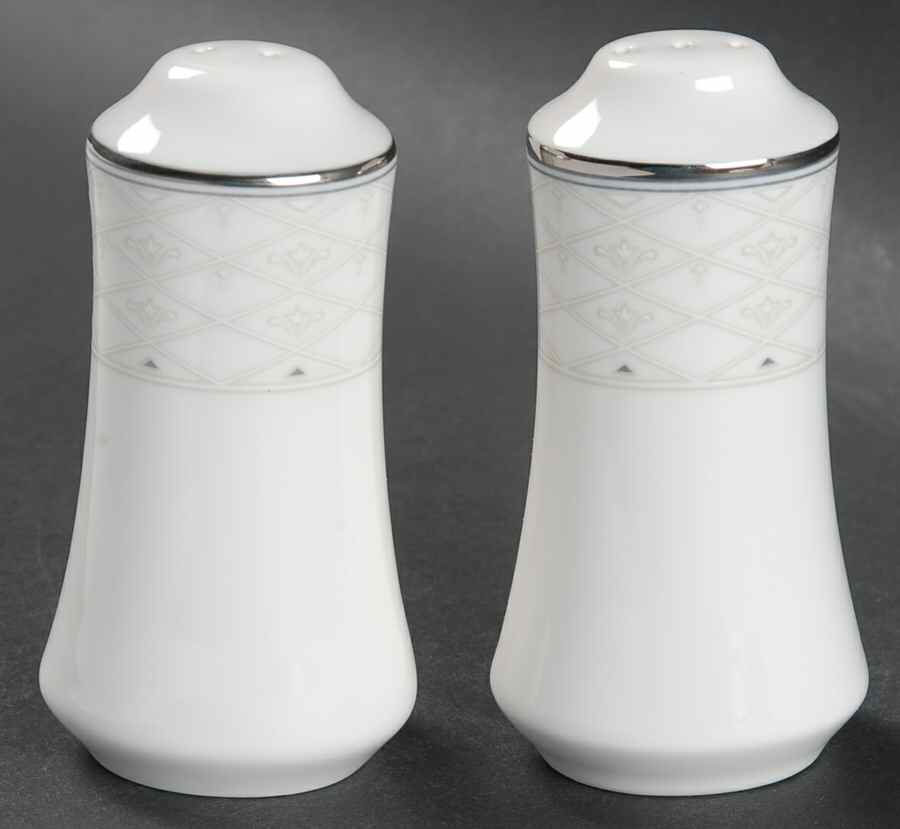 Palero Salt & Pepper Set by Noritake-1