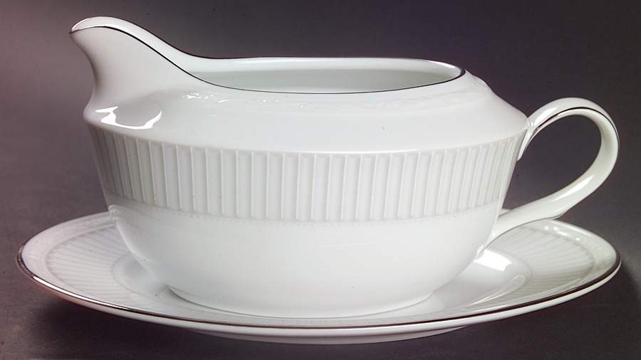 Sheridan Platinum Gravy Boat & Underplate (Relish/Butter) by Noritake-1
