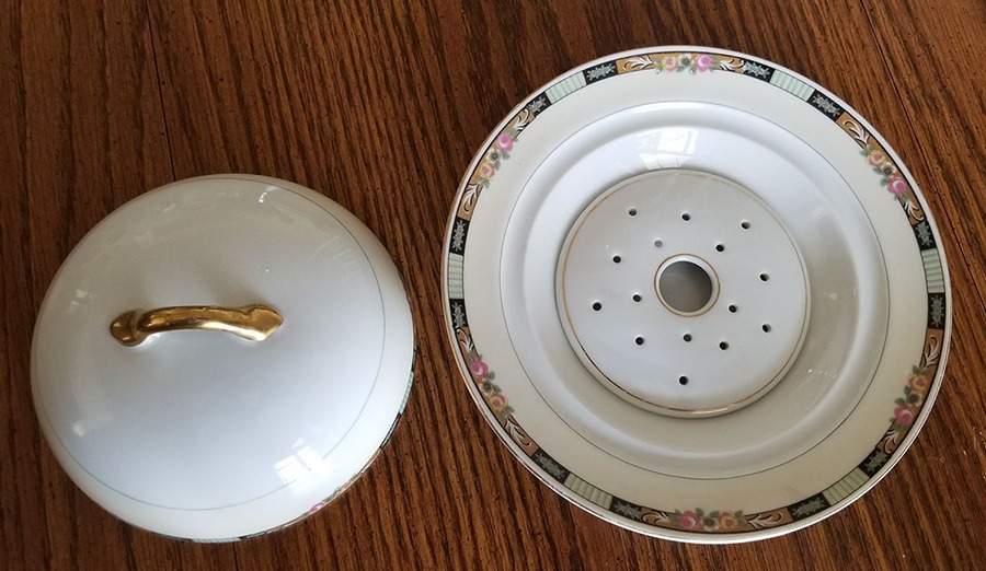 N1160 Round Covered Butter by Noritake-1