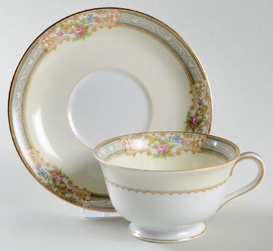 Lynbrook (4724 & NO #) Footed Cup & Saucer Set by Noritake-1