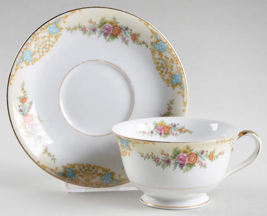 N561cr Footed Cup & Saucer Set by Noritake-1